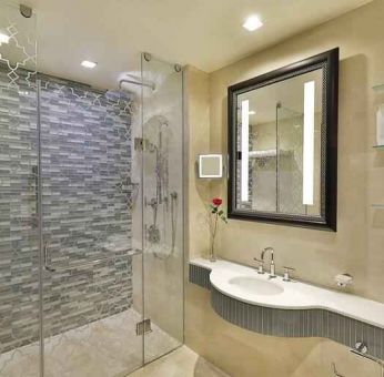 Guest bathroom at the Hilton Suites Makkah.