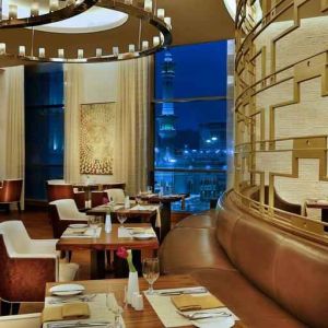 Restaurant area perfect for co-working at the Conrad Makkah.