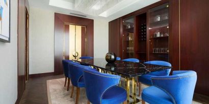 small meeting room ideal for smaller business and board meetings at Hilton Astana.