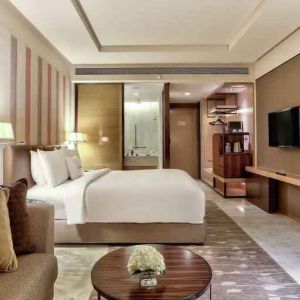 Comfortable king guestroom at the DoubleTree by Hilton Sukhumvit Bangkok.