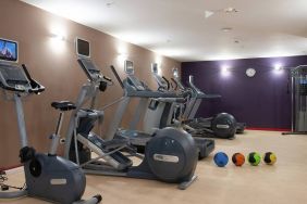 well equipped fitness center at Hilton Garden Inn Milan Malpensa.