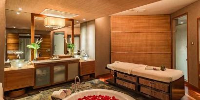 Relaxing spa area at the Conrad Bangkok.