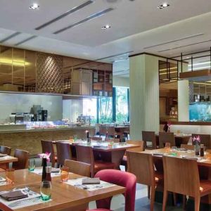 Dining area suitable for co-working at the Hilton Colombo Residence.