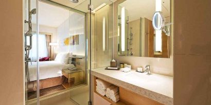 clean and spacious bathroom with shower at DoubleTree by Hilton Hotel Johor Bahru.