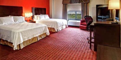 two queen beds with work desk at Hampton Inn & Suites Lebanon.