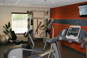 equipped fitness center at Hampton Inn & Suites Lebanon.