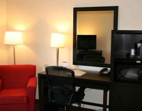private work desk area at Hampton Inn & Suites Lebanon.