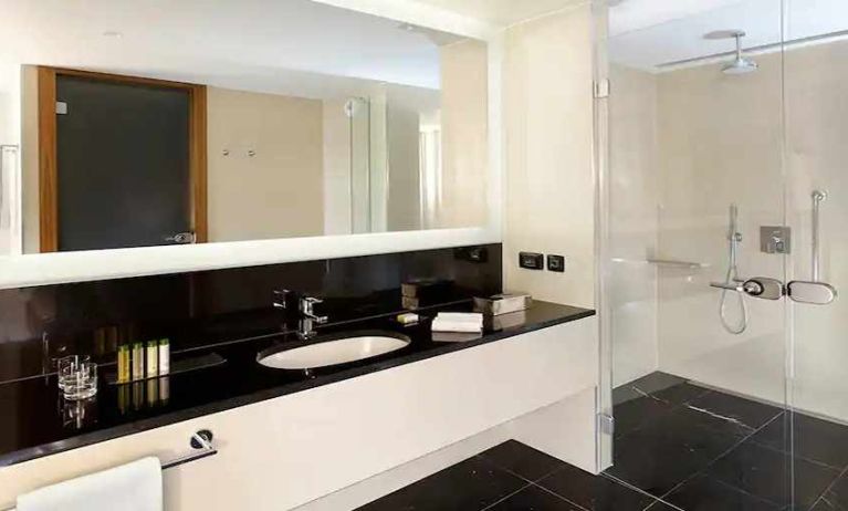 clean and spacious king bathroom with shower at DoubleTree by Hilton Zagreb.