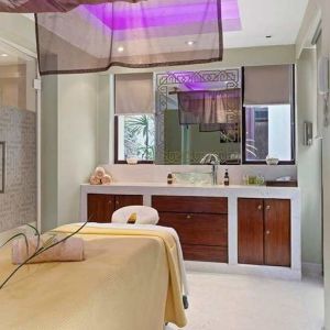 relaxing massage and spa available at Hilton Luxor Resort & Spa.