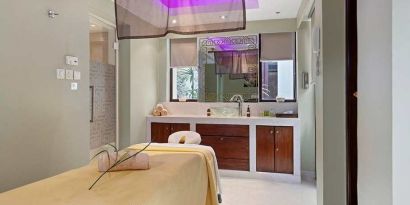 relaxing massage and spa available at Hilton Luxor Resort & Spa.