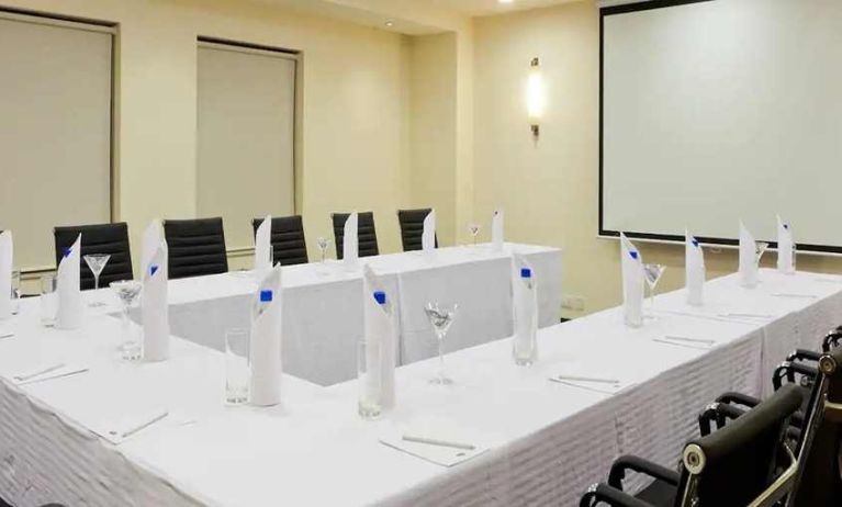 professional meeting room at Hampton by Hilton Vadodara-Alkapuri.