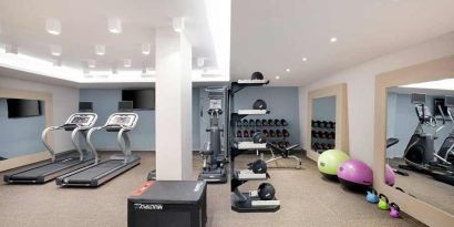 well equipped fitness center at Hilton Garden Inn Budapest City Centre.