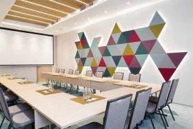 professional meeting room for business meetings at Hilton Garden Inn Budapest City Centre.