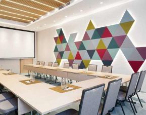 professional meeting room for business meetings at Hilton Garden Inn Budapest City Centre.