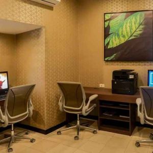 dedicated business center with PC, internet, printer and work station at Hilton Garden Inn Guatemala City.