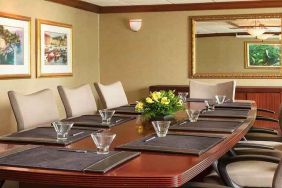 Professional meeting room ideal for all business meetings at Wyndham Omaha.