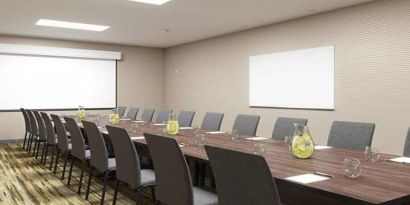 Professional meeting room ideal for all business meetings at Sonesta Select Atlanta Norcross I-85.