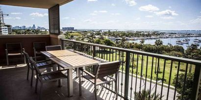 Outdoor balcony at the Mutiny Hotel.