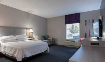 King bedroom at the Hampton Inn East Windsor.