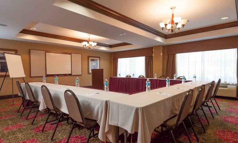 Meeting room at the Hampton Inn East Windsor.