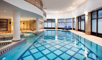 Relaxing indoor pool at the Doubletree by Hilton Glasgow Central.