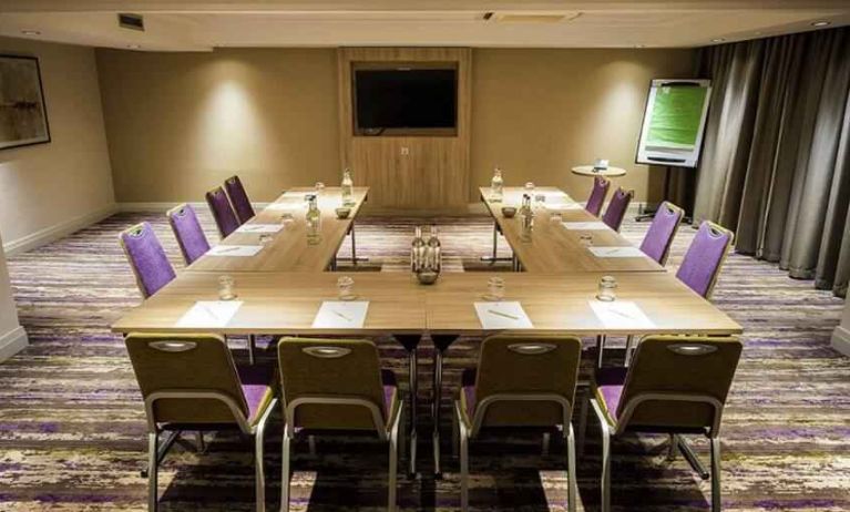 Meeting room with u shape table at the Doubletree by Hilton Glasgow Central.