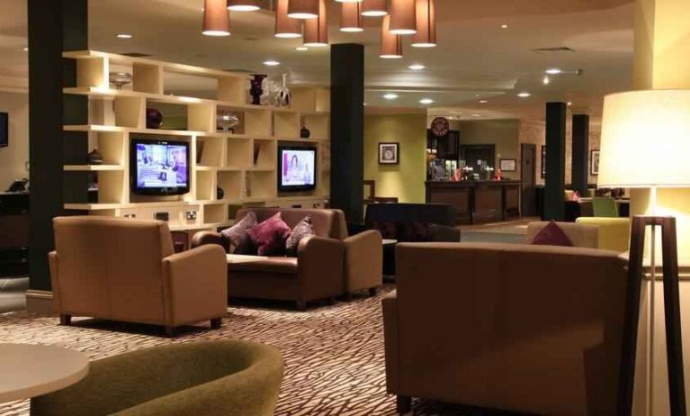 Lobby workspace at the Doubletree by Hilton Glasgow Strathclyde.