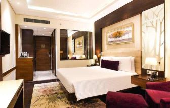 Spacious and comfortable hotel room at the DoubleTree by Hilton Gurugram Baani Square.