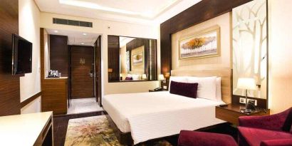 Spacious and comfortable hotel room at the DoubleTree by Hilton Gurugram Baani Square.