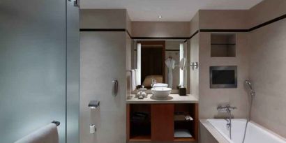 Guest bathroom at the Hilton Bangalore Embassy GolfLinks.