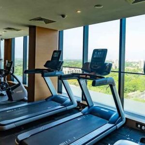 Fitness center at the DoubleTree by Hilton Ahmedabad.