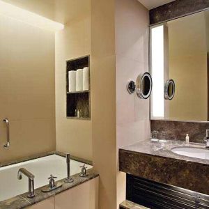 Guest bathroom at the DoubleTree Suites by Hilton Bangalore.