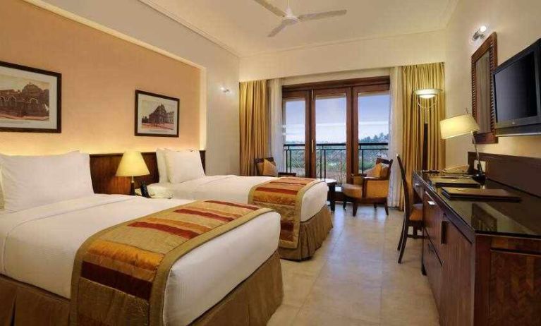 Twin room with desk at the DoubleTree by Hilton Goa - Arpora - Baga.