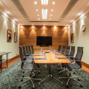 Meeting room at the Hilton Brussels Grand Place .