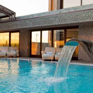 Beautiful outdoor pool area at the Hilton Madrid Airport.