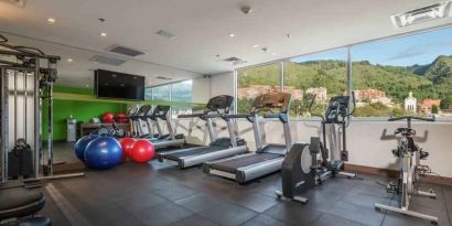 Fitness center at the Hampton By Hilton Bogota Usaquen.