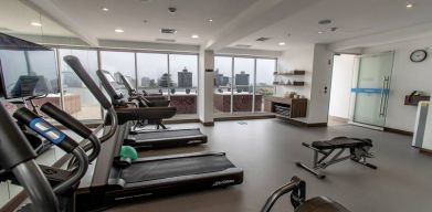 Fitness center at the Hampton by Hilton Lima San Isidro.