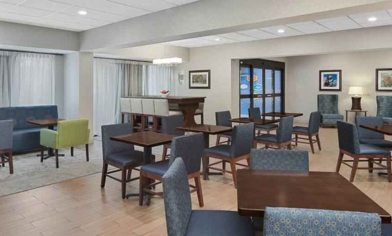 Dining area at the Hampton Inn Lagrange near Callaway Gardens .