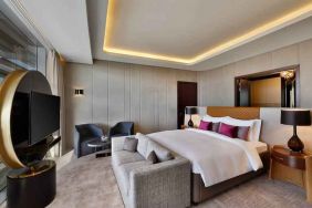 King bedroom at the AlRayyan Hotel Doha, Curio Collection by Hilton.