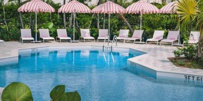 Outdoor pool area at the Hampton By Hilton Grand Cayman.