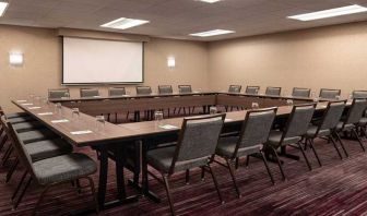 Professional meeting room at Sonesta Select Phoenix Chandler.