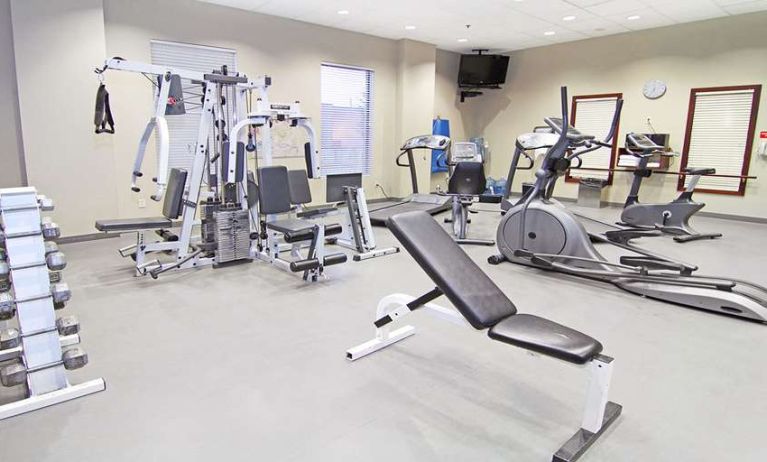 Fitness center at Riviera Plaza And Conference Centre Calgary Airport.