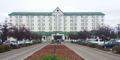 External view of Riviera Plaza And Conference Centre Calgary Airport.