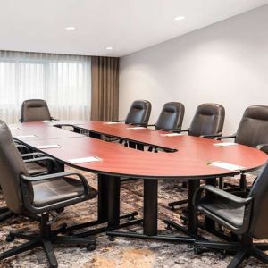 Meeting room at Holiday Inn Toronto Airport East.