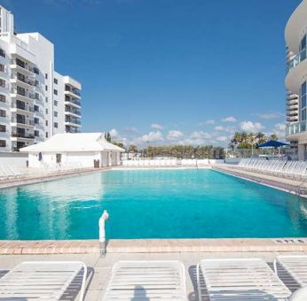 Relaxing outdoor pool at New Point Miami.