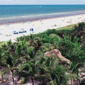 Beach in front of Cadillac Hotel & Beach Club, Autograph Collection.