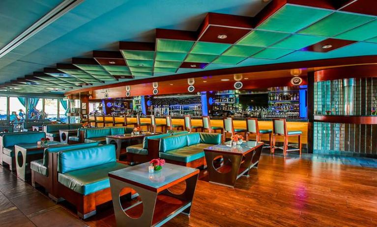 Dining area suitable for co-working at Shade Hotel Manhattan Beach.