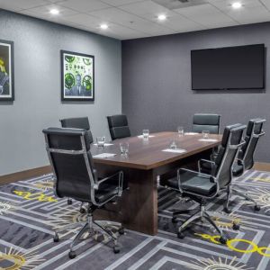 Meeting room at Hampton Inn & Suites Los Angeles/ Hollywood.