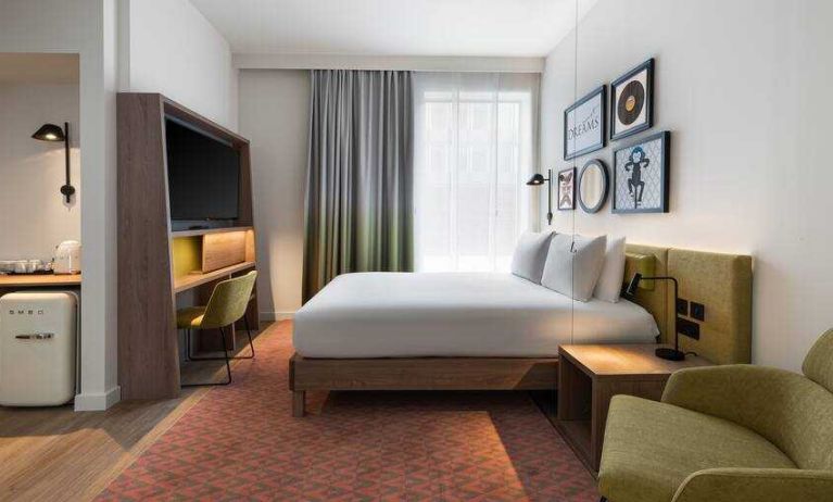 King bedroom with workstation at the Hampton by Hilton Istanbul Arnavutkoy.