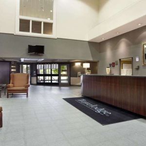 Lobby workspace at Travelodge Ottawa East.